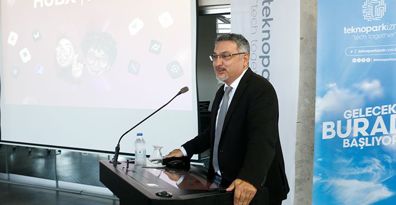 Teknopark İzmir Meetup Serisi'nde Yapay Zeka Trendleri ve Hubx AI Lab Çalışmaları Ele Alındı